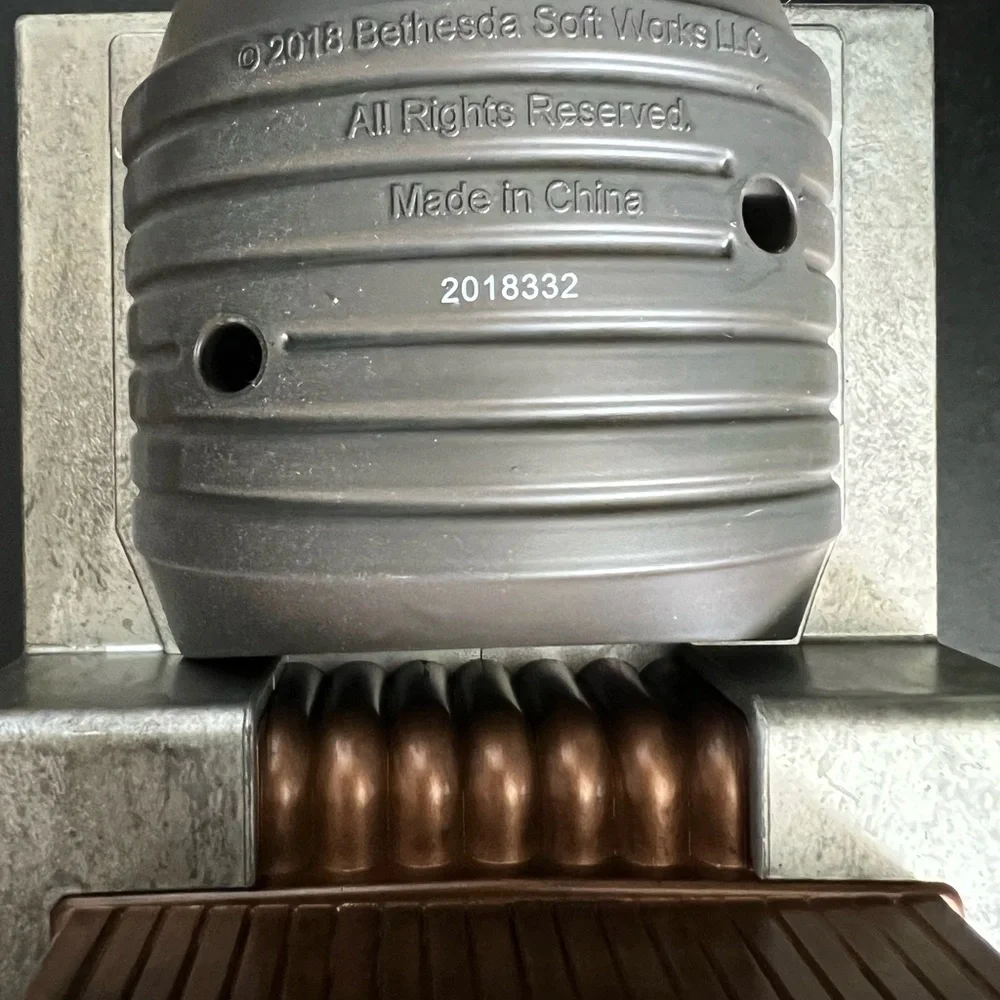 Fallout Plasma Pistol 1:1 Replica - Chronicle Collectibles Bethesda - Picture 2 of 9